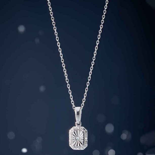 Avon Emory Diamond Necklace